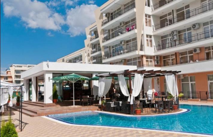 Holiday Apartments Grand Kamelia 阳光海滩 外观 照片