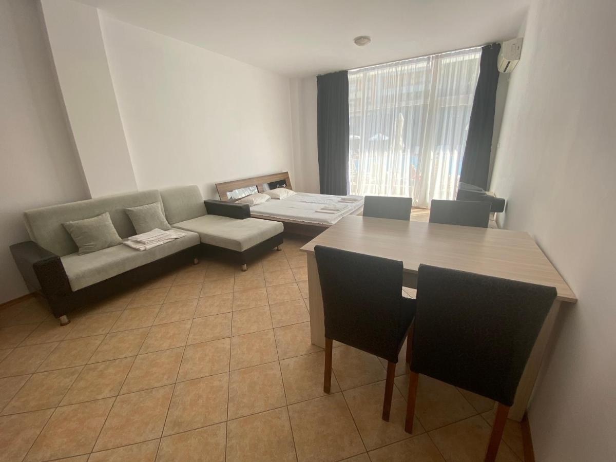 Holiday Apartments Grand Kamelia 阳光海滩 外观 照片